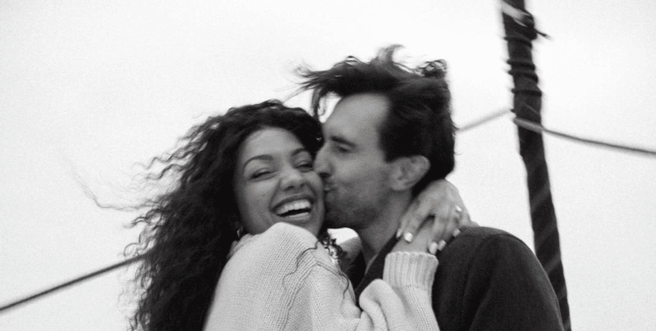 коринн фокс, джо хутен, дочь джейми фокса, помолвка, свадьба, актриса коринн фокс, жених дочери джейми фокса