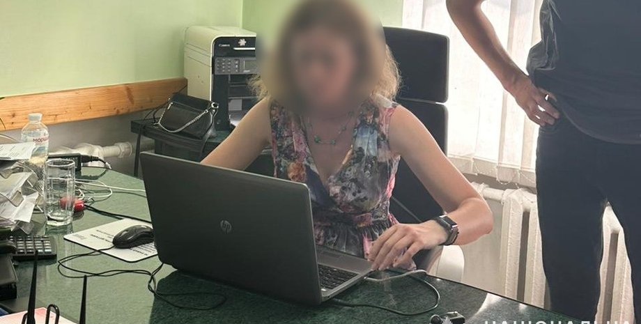 новости Тернополя, чиновница, чиновница, сертификат, взятка, бензин