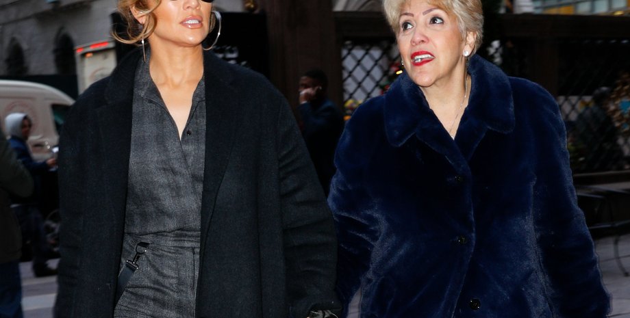 Дженнифер Лопес и Гваделупе Родригес, мама Джей Ло