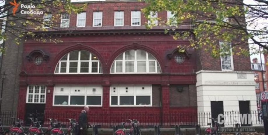 Станция лондонского метро Brompton Road, которой владеет Дмитрий Фирташ