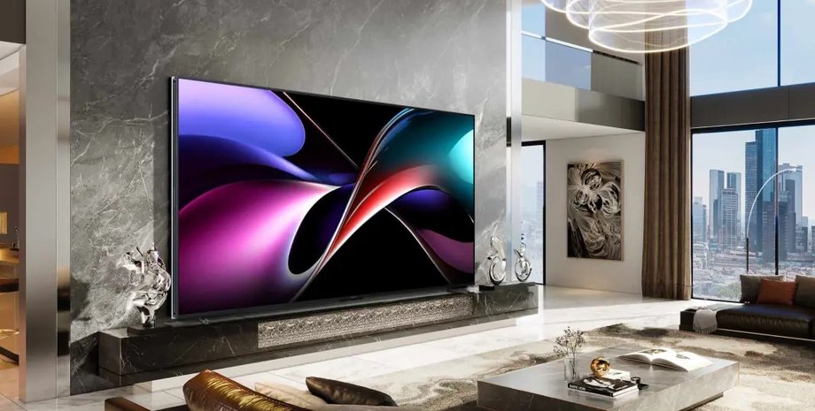 Телевизор Hisense 116UX в комнате