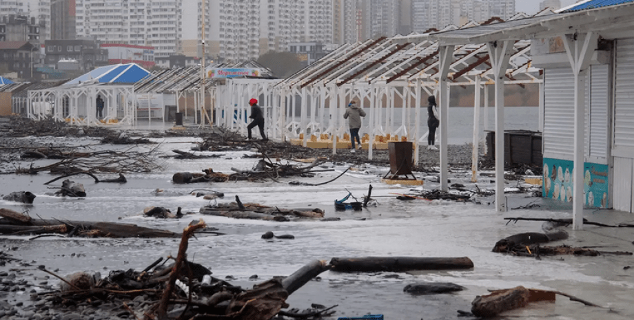 Según el jefe del Ministerio de Emergencias Locales Sergey Sadakliyev, se han pr...