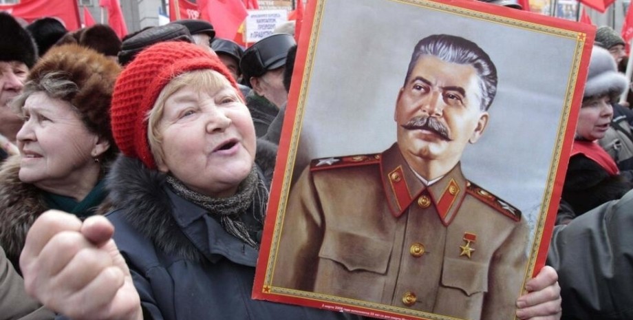 Йосип Сталін, Росія, портрет Сталіна