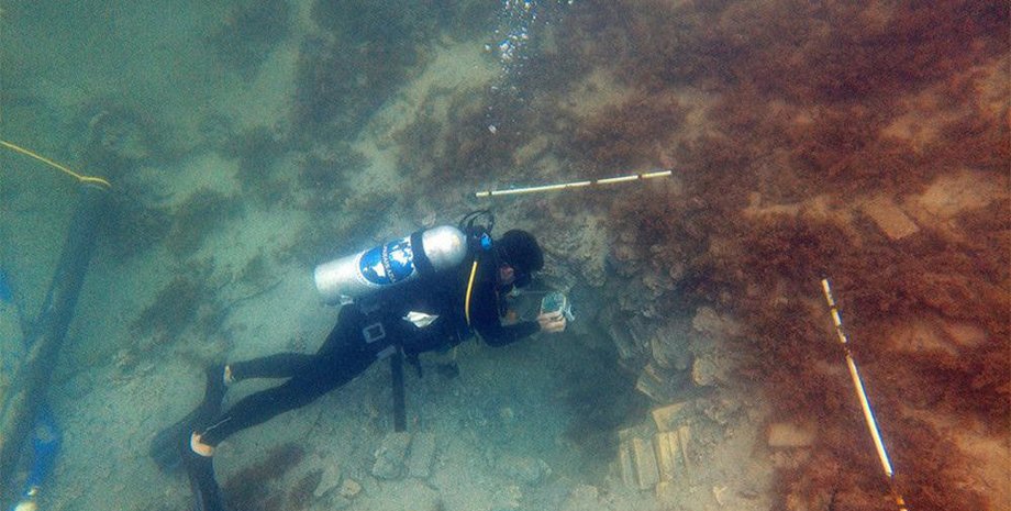 Коста-Рика затонувший корабль дайвер археология исследование дно