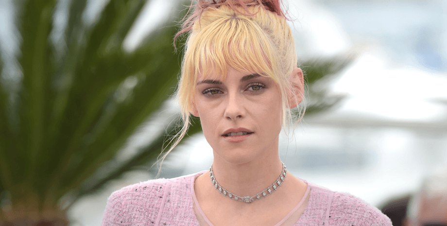 Крістен Стюарт у Каннах, каннський кінофестиваль, червона доріжка, зірка сутінок, Chanel, дрес-код