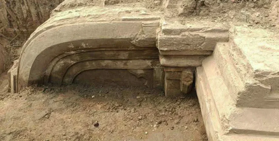 руины, Мьянма, землетрясение, дворец, история, династия, империя, Конбаунг, Тада-У, королевство, город