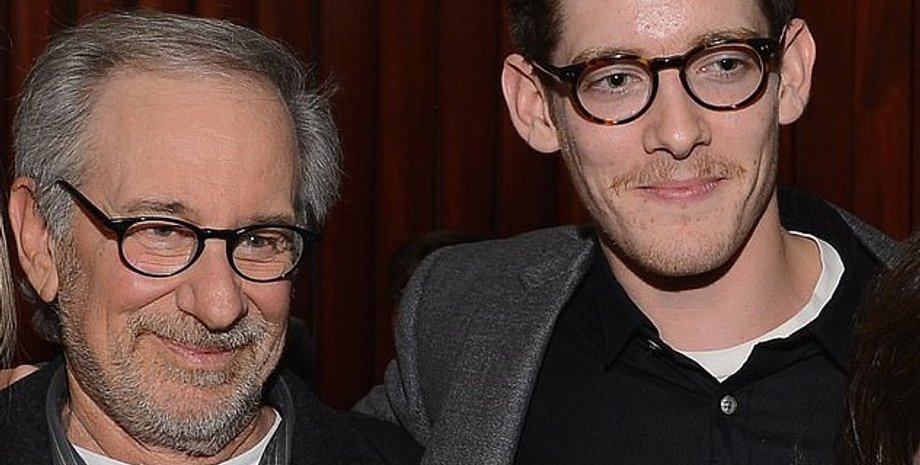 Сойер Спилберг с отцом