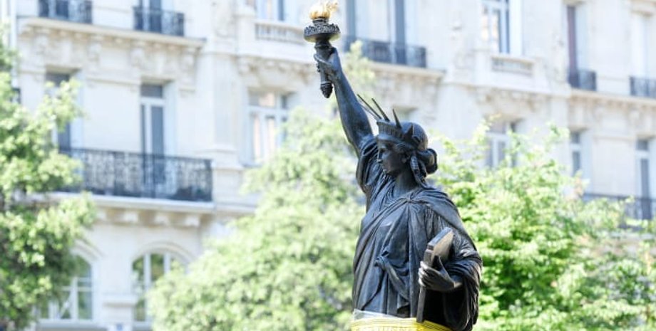 Статуя Свободи, острів свободи