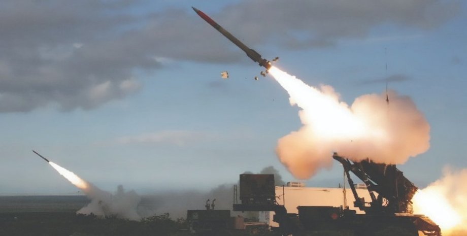 Про передачу Patriot Україні повідомив міністр оборони Німеччини