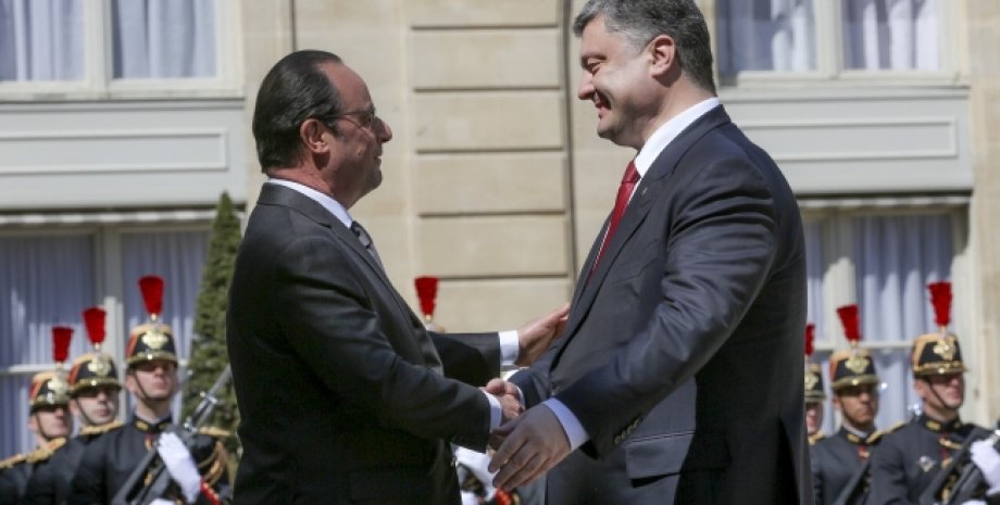 Петр Порошенко и Франсуа Олланд / Фото пресс-службы президента