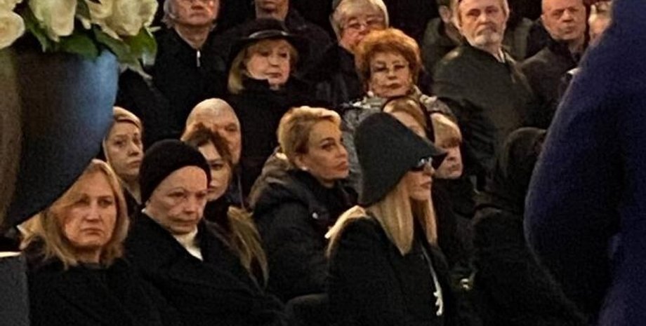 Алла Пугачева, валентин юдашкин, юдашкин похороны