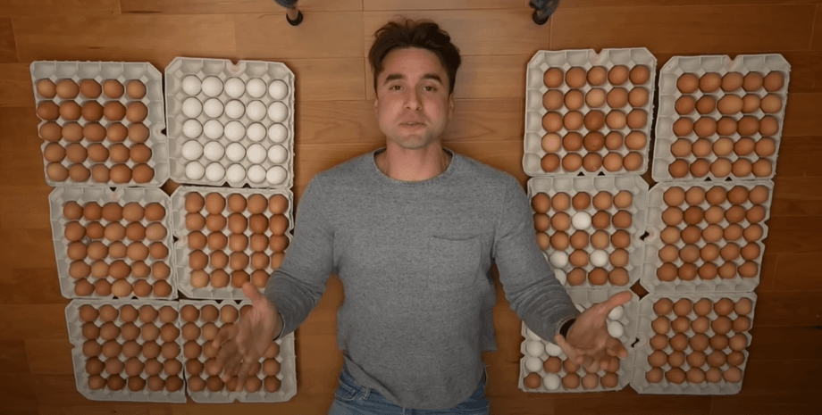 Мужчина съел 900 яиц за месяц, изменил рацион, 30 яиц в день, экстремальная диета, необычная диета, ел только яйца, необычный эксперимент