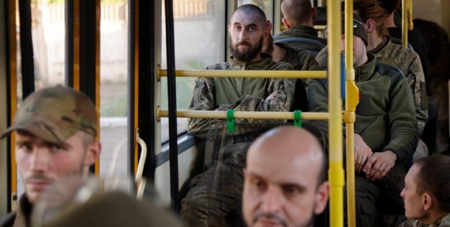 Азов эвакуация Азовсталь военнопленные пытки бойцы Украина