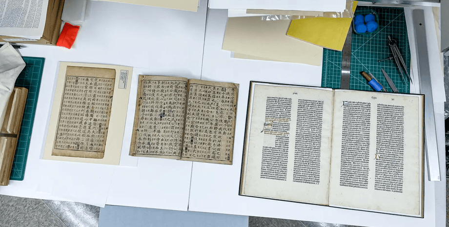 документы, книги, стол, фото