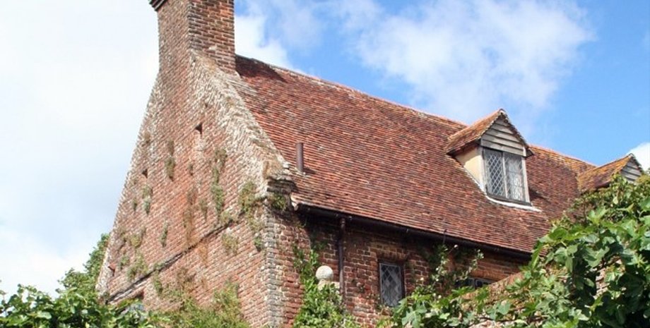 привиди, примари, легенди, надприродні явища