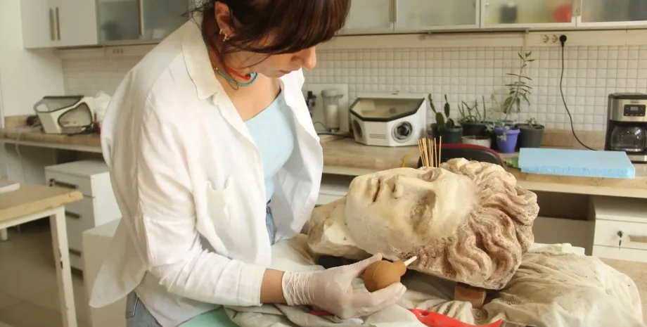 археологи, археологія, розкопки, Туреччина, Лаодікея, царство, місто, Сцилла, міф, античність, статуя, скульптура, мистецтво, спадщина, відкриття, мистецтво, центр, театр