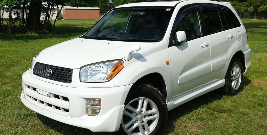 Toyota RAV4 2000, Toyota RAV4, кроссовер Toyota, капсула времени