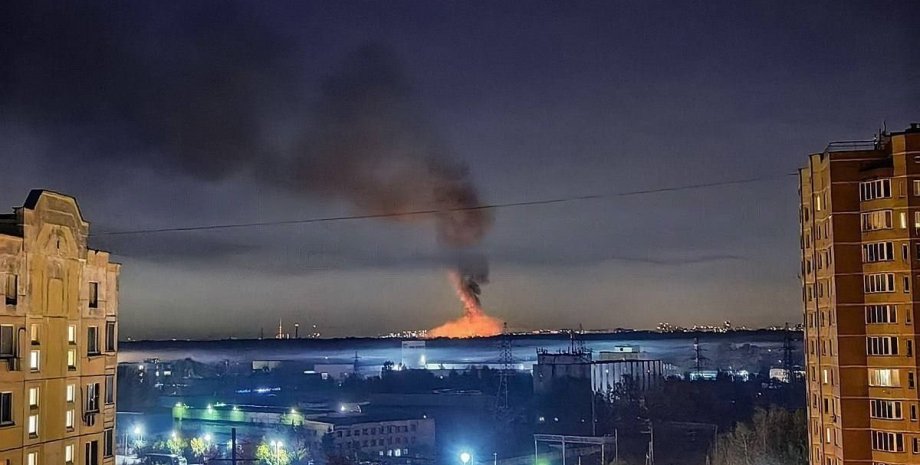 Пожар, Щелково, Россия, Московская области, аэродром Чкаловский