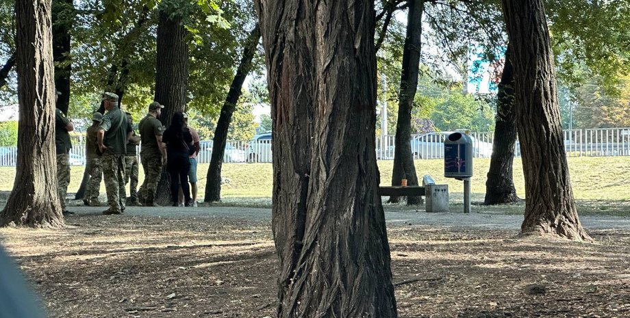 парк, тцк, военные