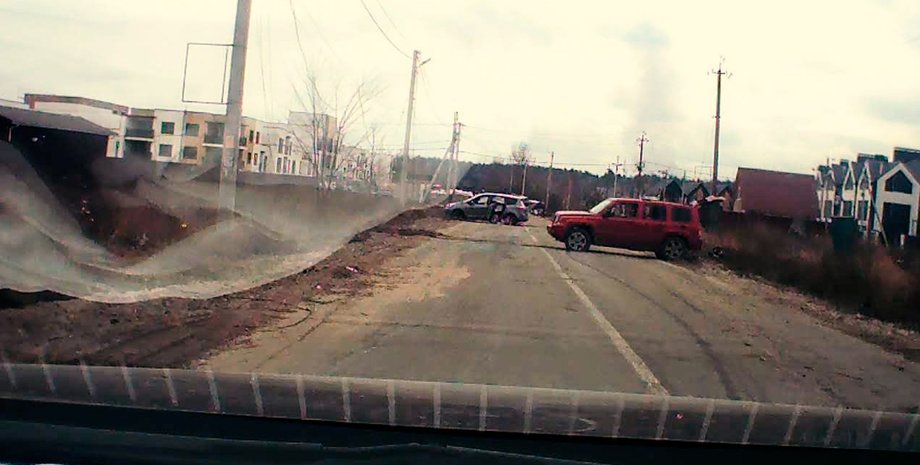 расстрел автомобилей, расстрел машин, расстрел авто, киевщина, киевская область, ирпень, 2022 год