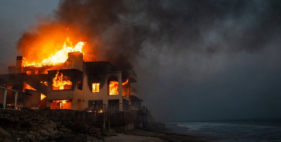 Пожежа в Лос-Анджелесі, вогонь Лос-Анджелес, Лос-Анджелес пожежа США, Лос-Анджелес причина пожежі, Лос-Анджелес вогонь ЛЕП