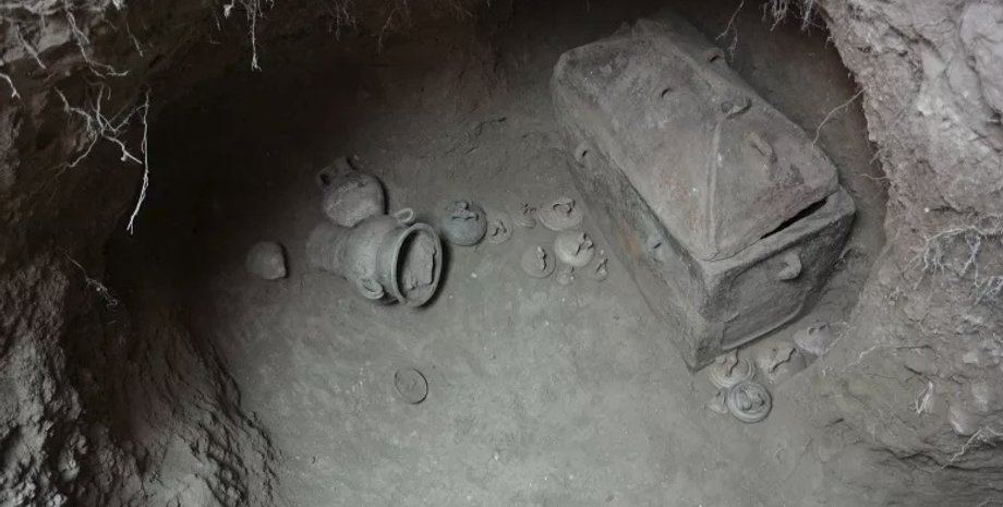 Один из гробов. Фото: Lassithi Ephorate of Antiquities