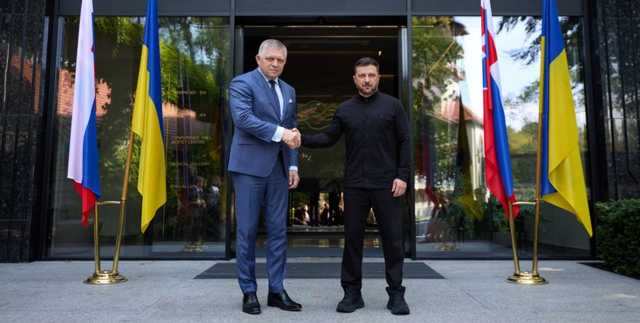 Роберт Фіцо та Володимир Зеленський Роберт Фіцо та Володимир Зеленський