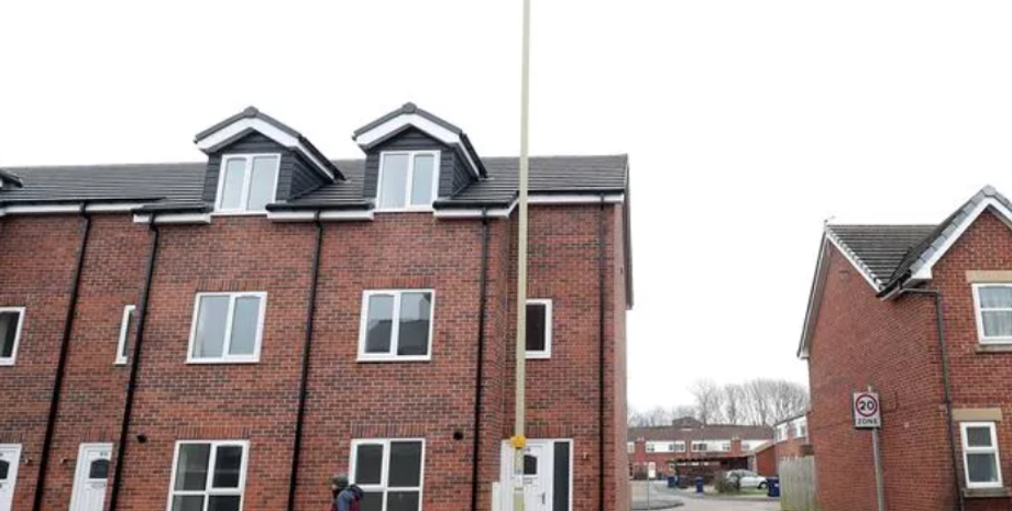 Дом за 302 тысячи долларов так и останется пустым, проблемное жилье, покупка недвижимости, риелторы, курьезы