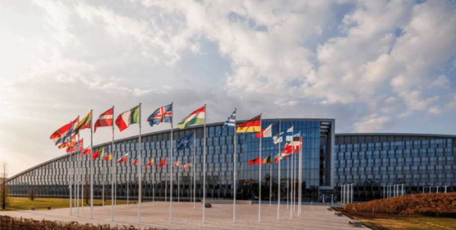 НАТО военный бюджет гражданский бюджет увеличение увеличение военных расходов НАТО, рост военного бюджета Альянса, понимание угрозы