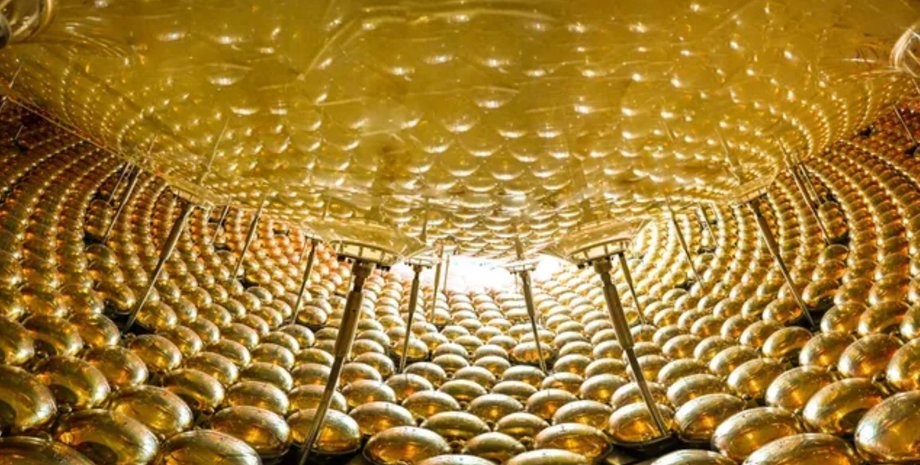 детектор нейтрино JUNO