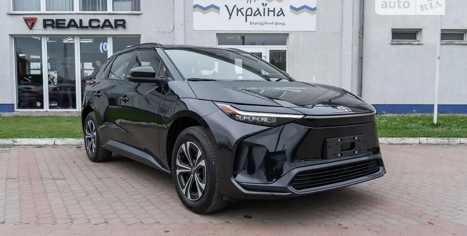 Toyota bZ4X, новая Toyota bZ4X, электромобиль Toyota, кроссовер Toyota, Toyota bZ4X 2023