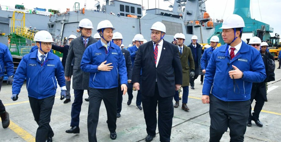 строительство кораблей