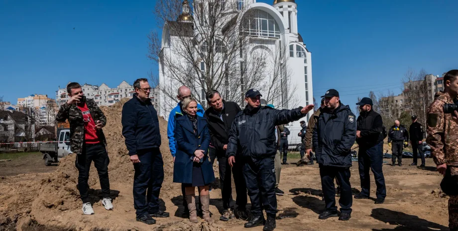 сенаторы сша в украине, конгрессмены в буче, конгрессмены в бородянке, конгрессмены в киевской области, визит сенаторов в украину