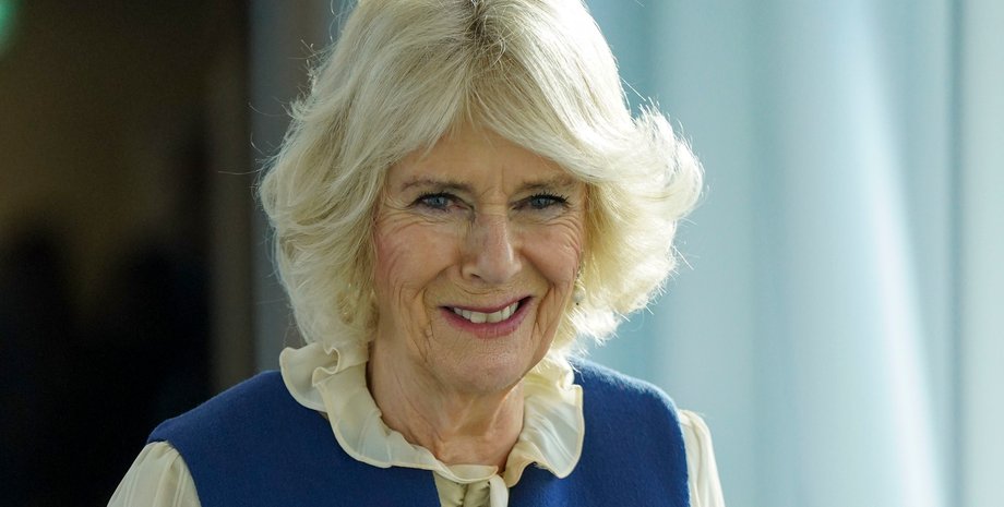 Королева Камилла, литературный фестиваль, модный образ королевы Камиллы