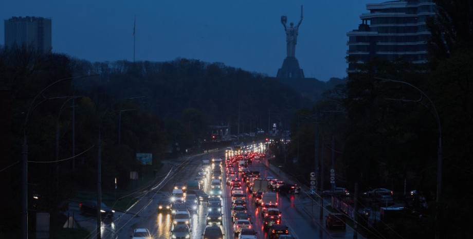 Отключения света, Киев, аварийные отключения, война в Украине, фото