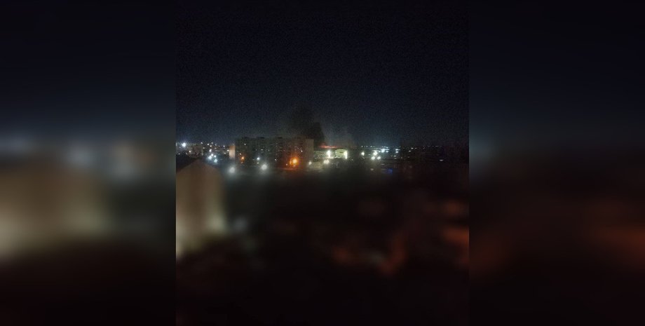 Вибухи Мелітополь військова база ЗС РФ Гідромаш хлопок