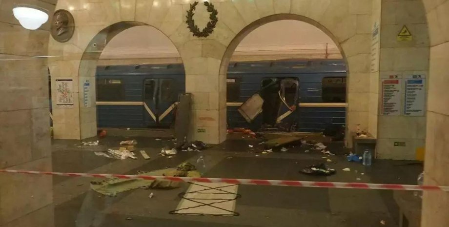 Последствия теракта в Санкт-Петербурге / Фото из открытых источников