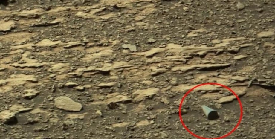 загадковий об'єкт Марс