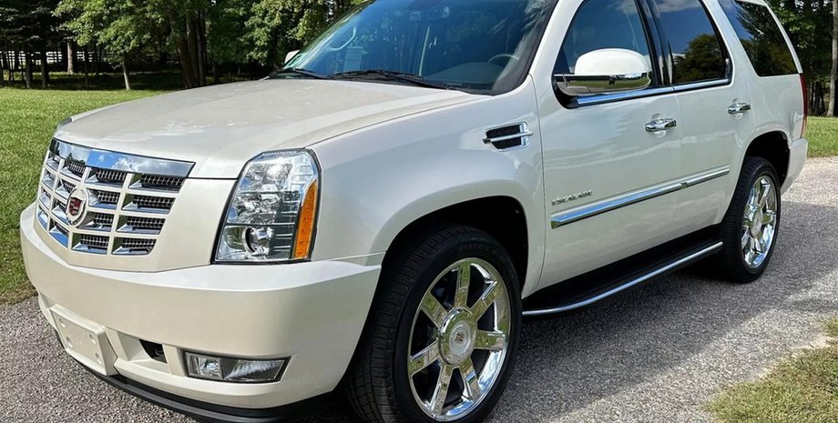 Cadillac Escalade, Cadillac Escalade 2011, позашляховик Cadillac, капсула часу
