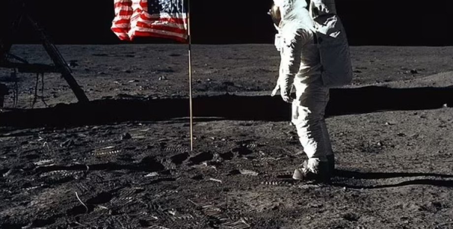 астронавт, Місяць, Аполлон 11