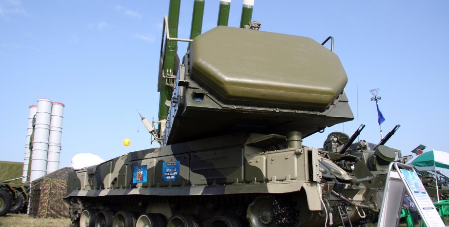 ЗРК Бук-М2 - російська зброя - російські зенітно-ракетні комплекси