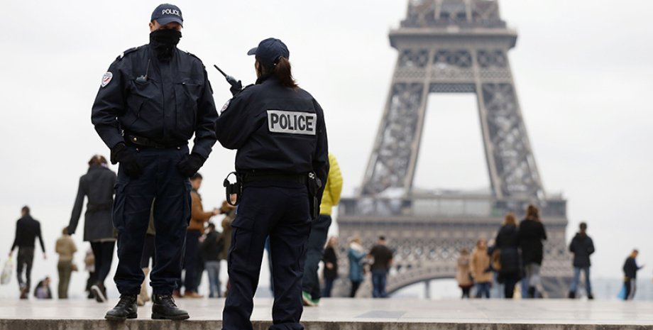 Полиция в Париже / Фото: japantimes.co.jp