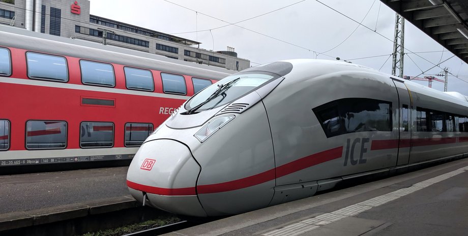 Поїзд, швидкісний поїзд, безкоштовна поїздка, безкоштовні квитки, безкоштовно їздив на поїздах, компенсація за квитки, затримка рейсу, затримка поїзда, станція, вокзал