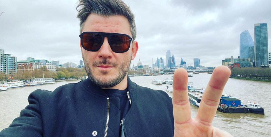 Дмитро Олексійович Глуховський, метро 2033, роман, письменник, розшук, заочний арешт