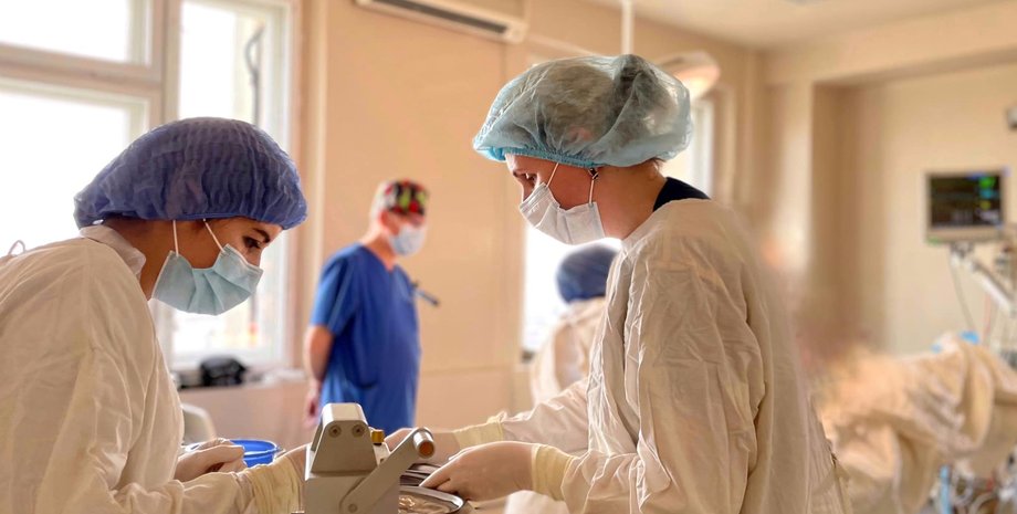 пересадка кожи, трансплантация, операция, врачи, медики