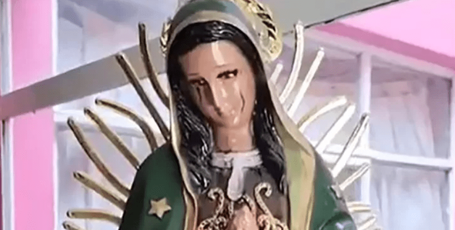 Статуя Девы Марии 1500-х годов покрылась кровавыми слезами, Богоматерь Гваделупская, таинственное божественное послание