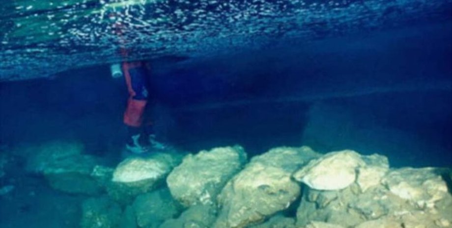 археология, археологи, пещера, город, Средиземноморье, Майорка, история, человечество, поселенцы, строительство, вода, уровень моря, озеро, остров, исследования