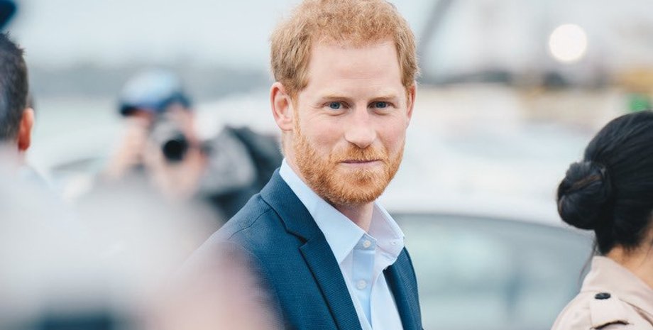 принц гаррі, мемуари, скандал