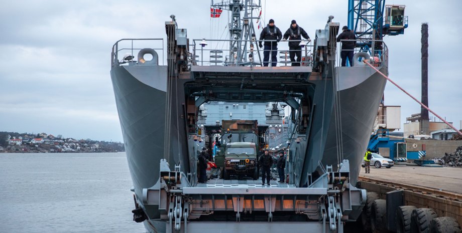 новости мира, австралия, капитан, произвол, экипаж, издевательства, пытки, рабство