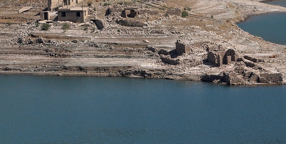 каллио, греция, засуха, деревня призрак, затонувшая деревня